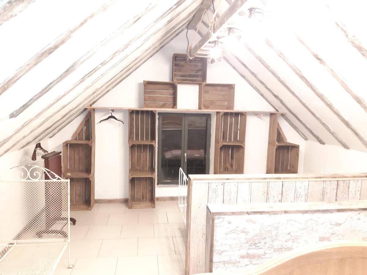 La P'Tite Maison Шарлеруа Экстерьер фото