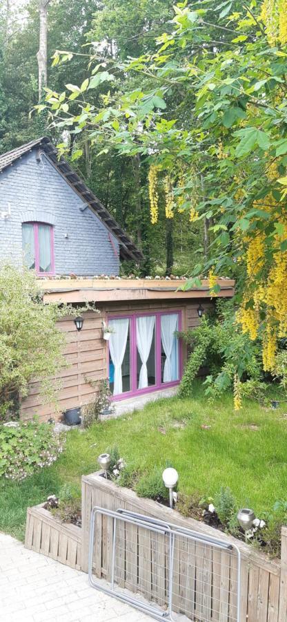 La P'Tite Maison Шарлеруа Экстерьер фото