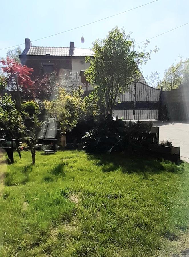 La P'Tite Maison Шарлеруа Экстерьер фото